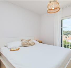 4 Bedroom villa with pool in Mlini, Sleeps 8